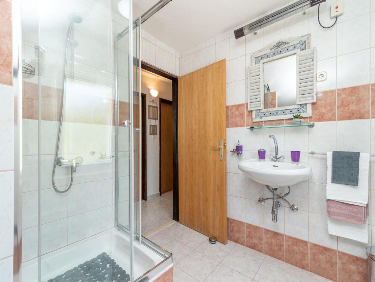 Scenic Sea View,Three Bedroom Villa With Pool Трогір Екстер'єр фото