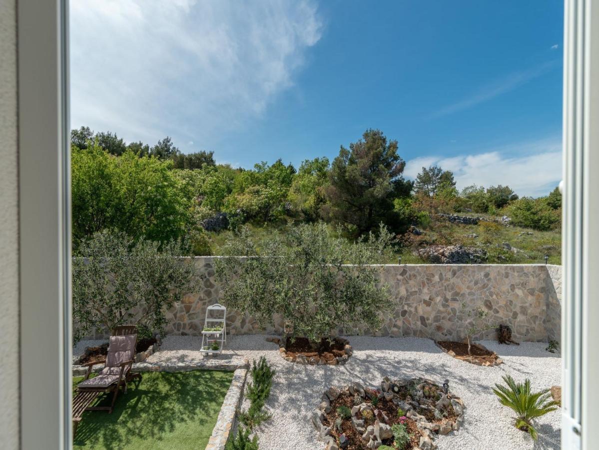 Scenic Sea View,Three Bedroom Villa With Pool Трогір Екстер'єр фото
