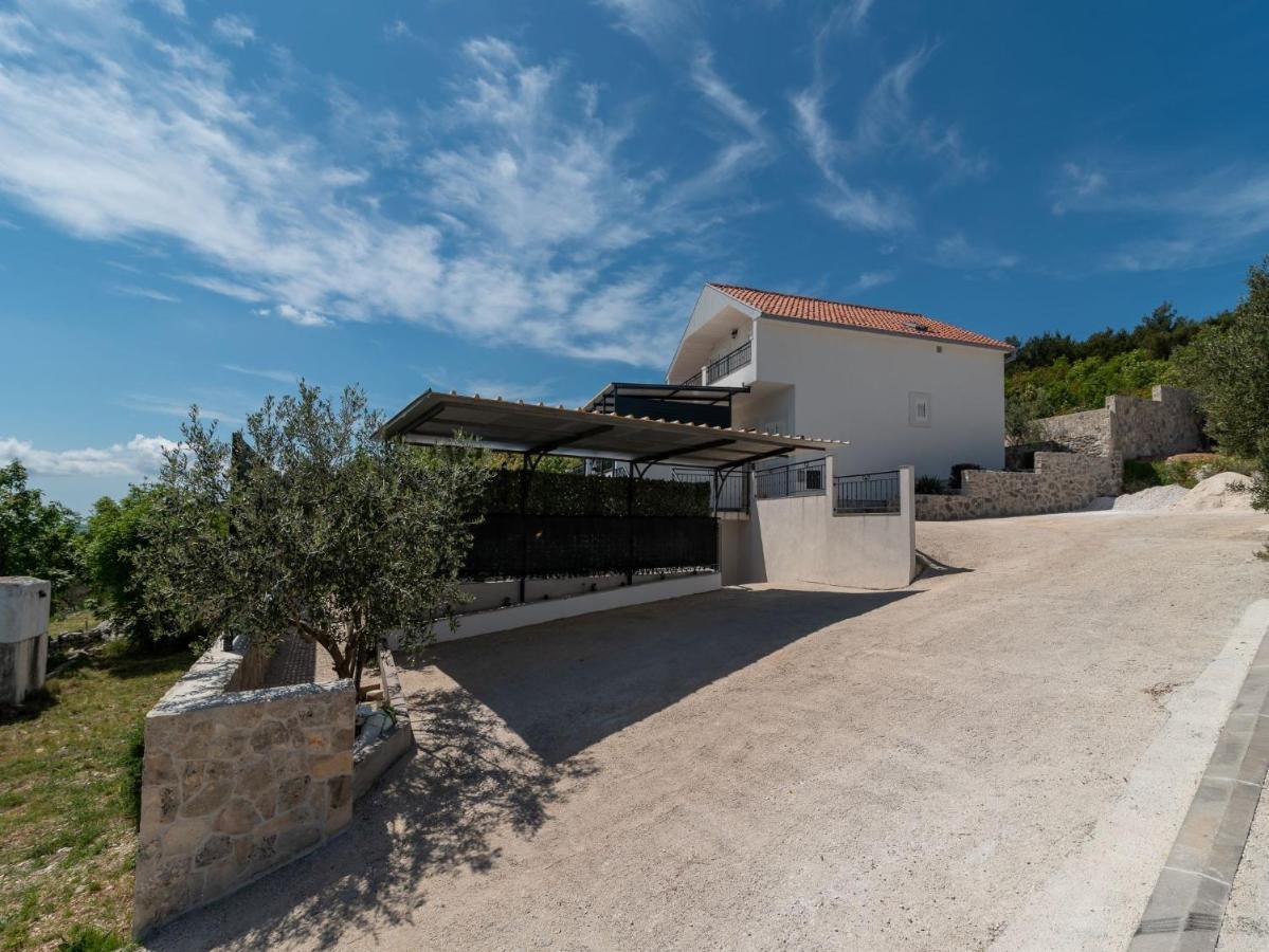 Scenic Sea View,Three Bedroom Villa With Pool Трогір Екстер'єр фото