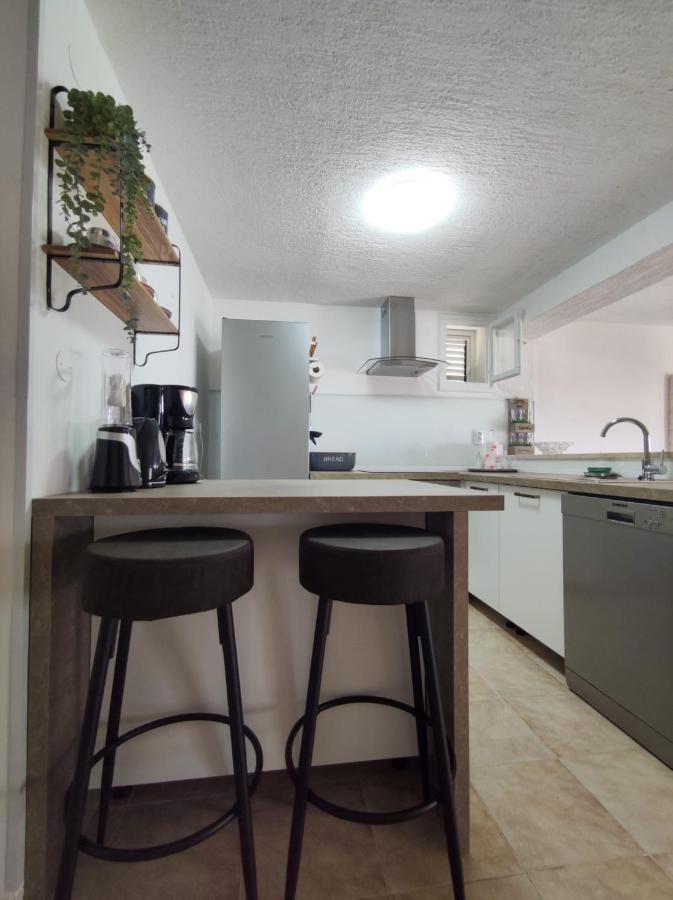 Scenic Sea View,Three Bedroom Villa With Pool Трогір Екстер'єр фото